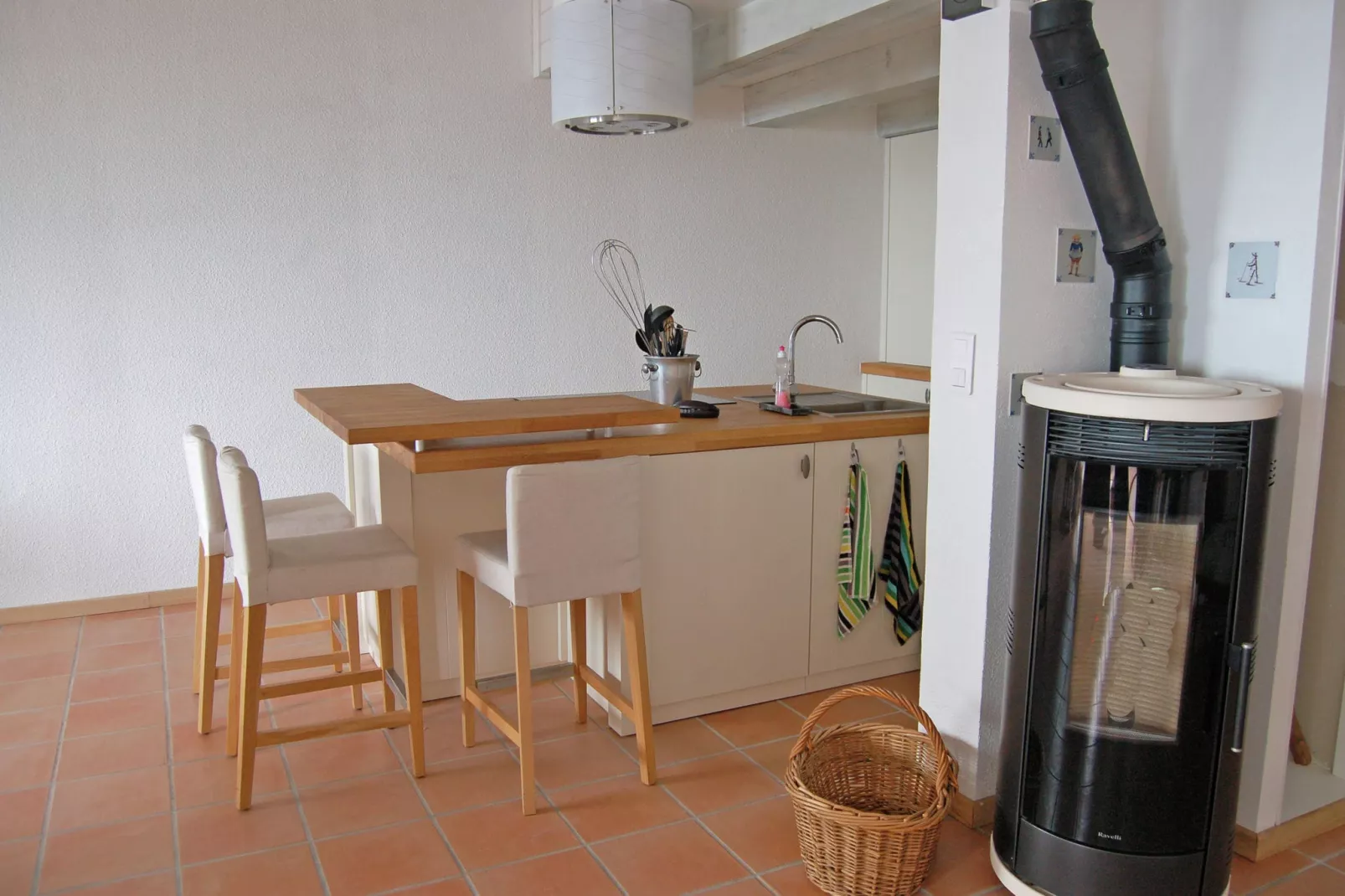 Vista Monte Carlo-Kitchen