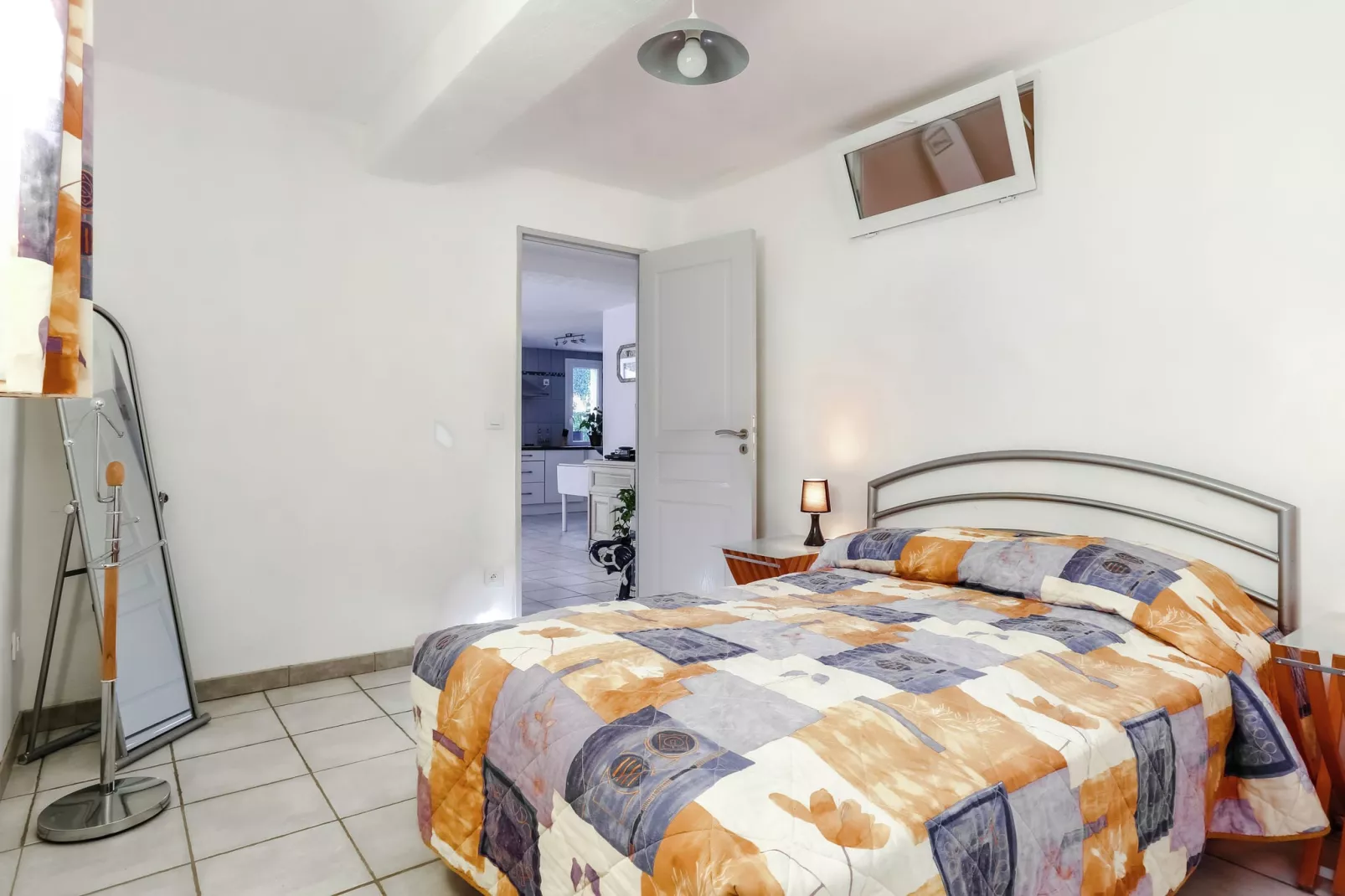 Berre les Alpes-Bedroom