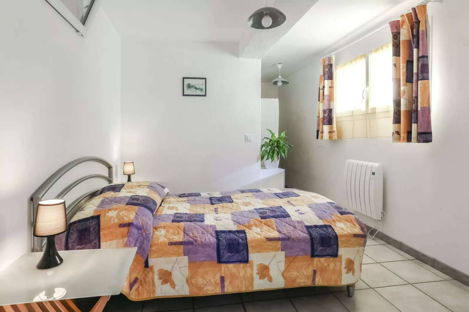 Berre les Alpes-Bedroom