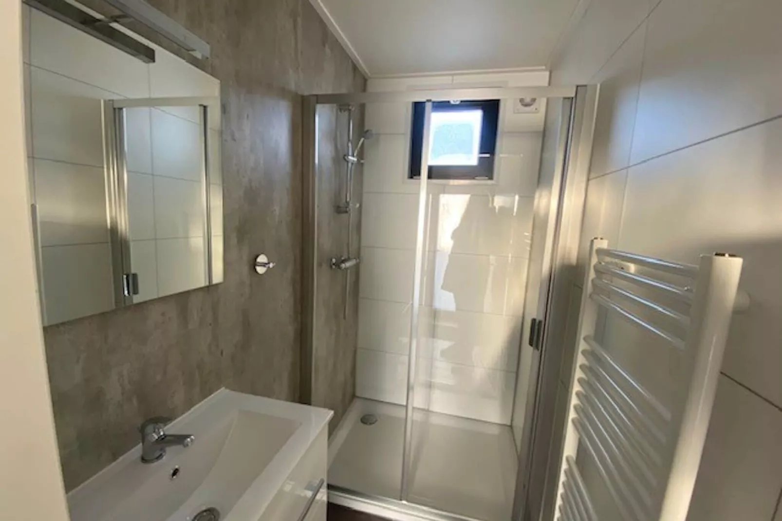 Resort De IJssel Eilanden 6-Bathroom