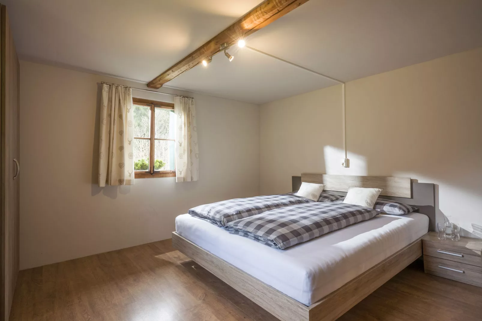 Brummer-Schlafzimmer