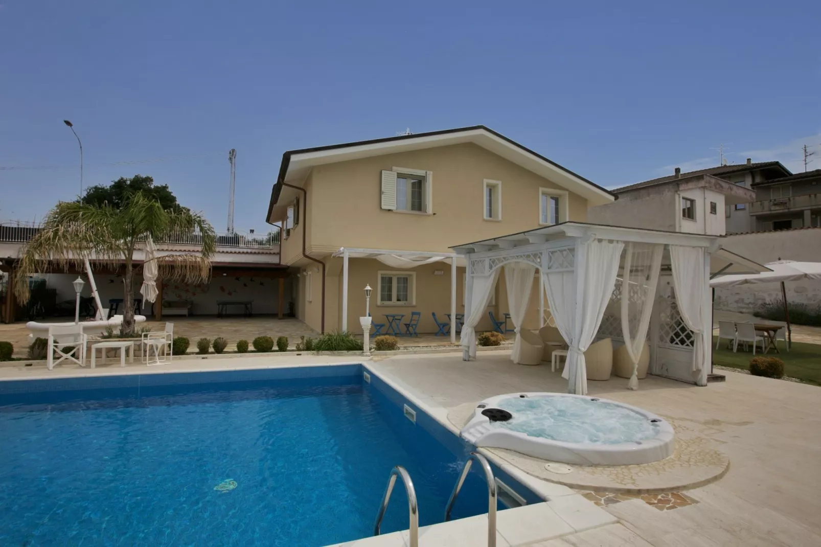 Ninfea-Exterior summer