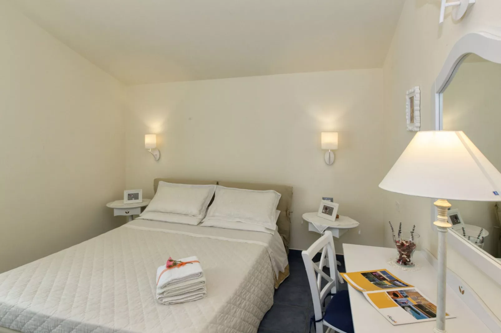 Ninfea-Bedroom