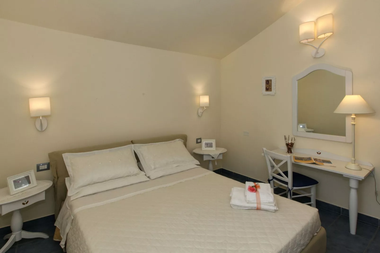 Ninfea e Oleandro-Bedroom