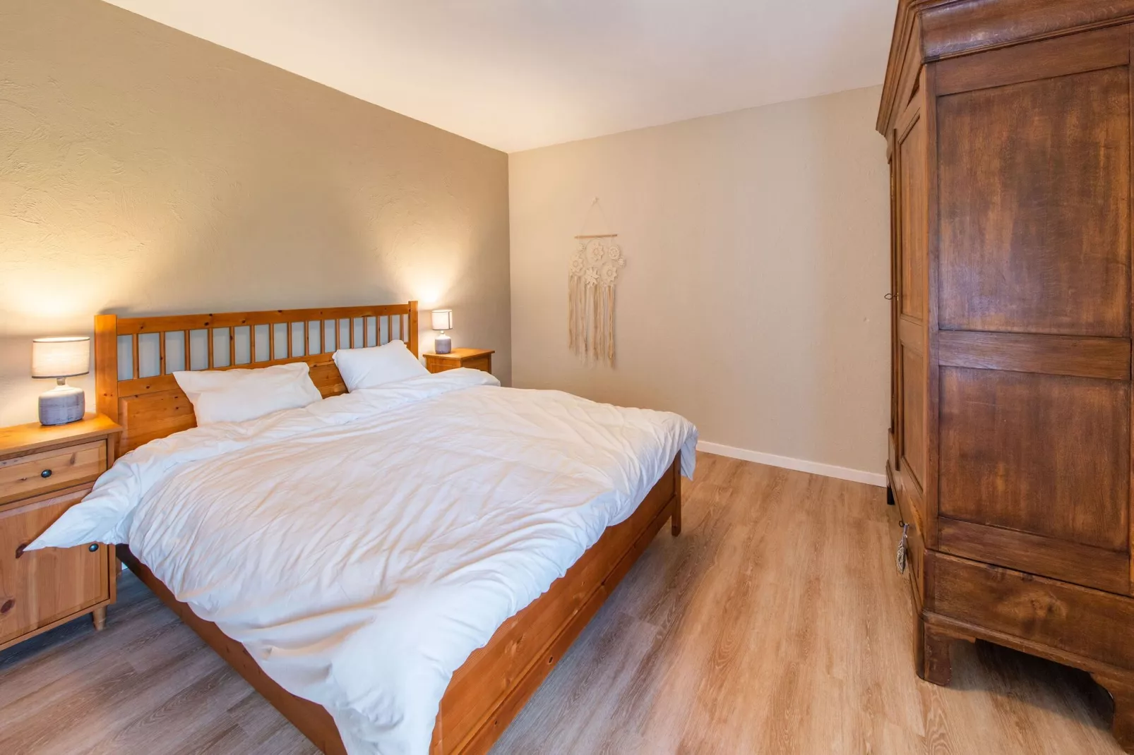 Charmante maison de vacances  pour 8 adultes Au val des fées et des ondines-Schlafzimmer