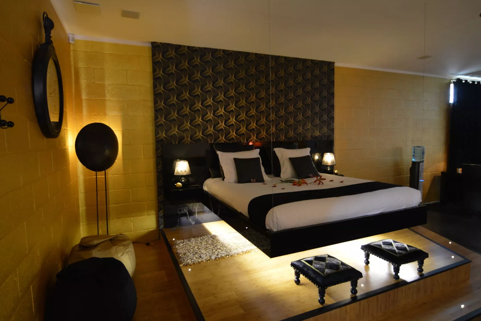 Gate One-Bedroom