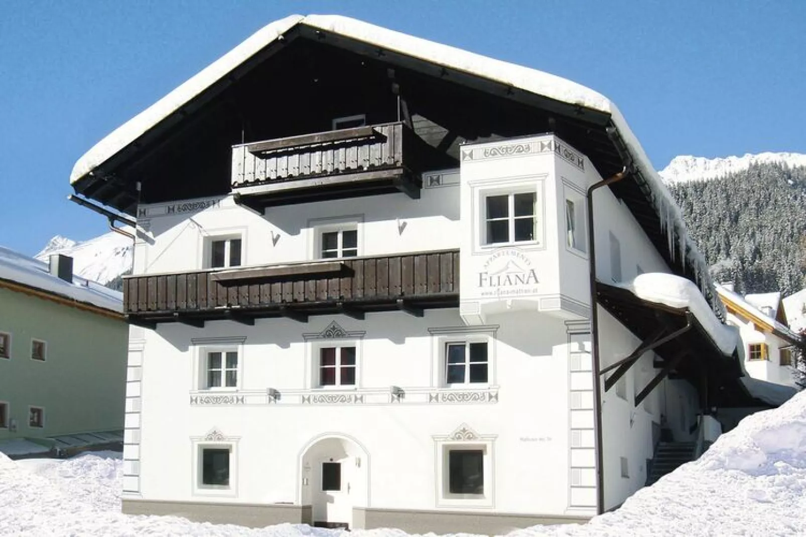Apart Fliana-Exterior summer