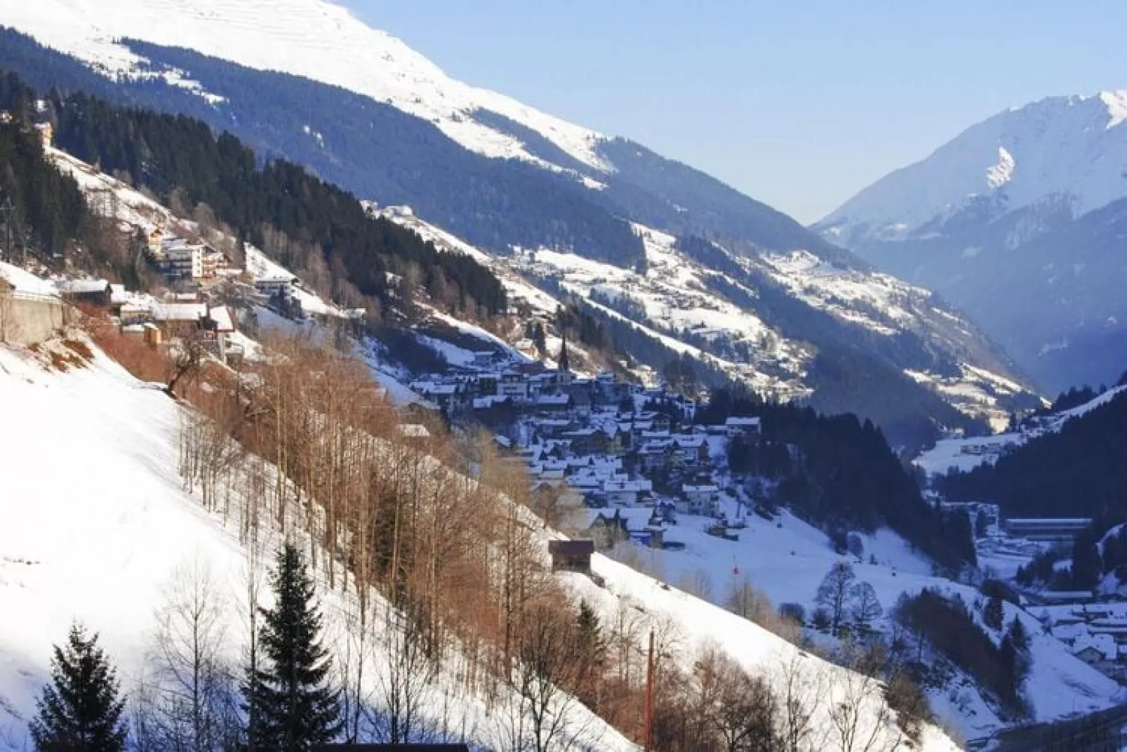 Val Sinestra - Typ B - 4 Personen-View summer
