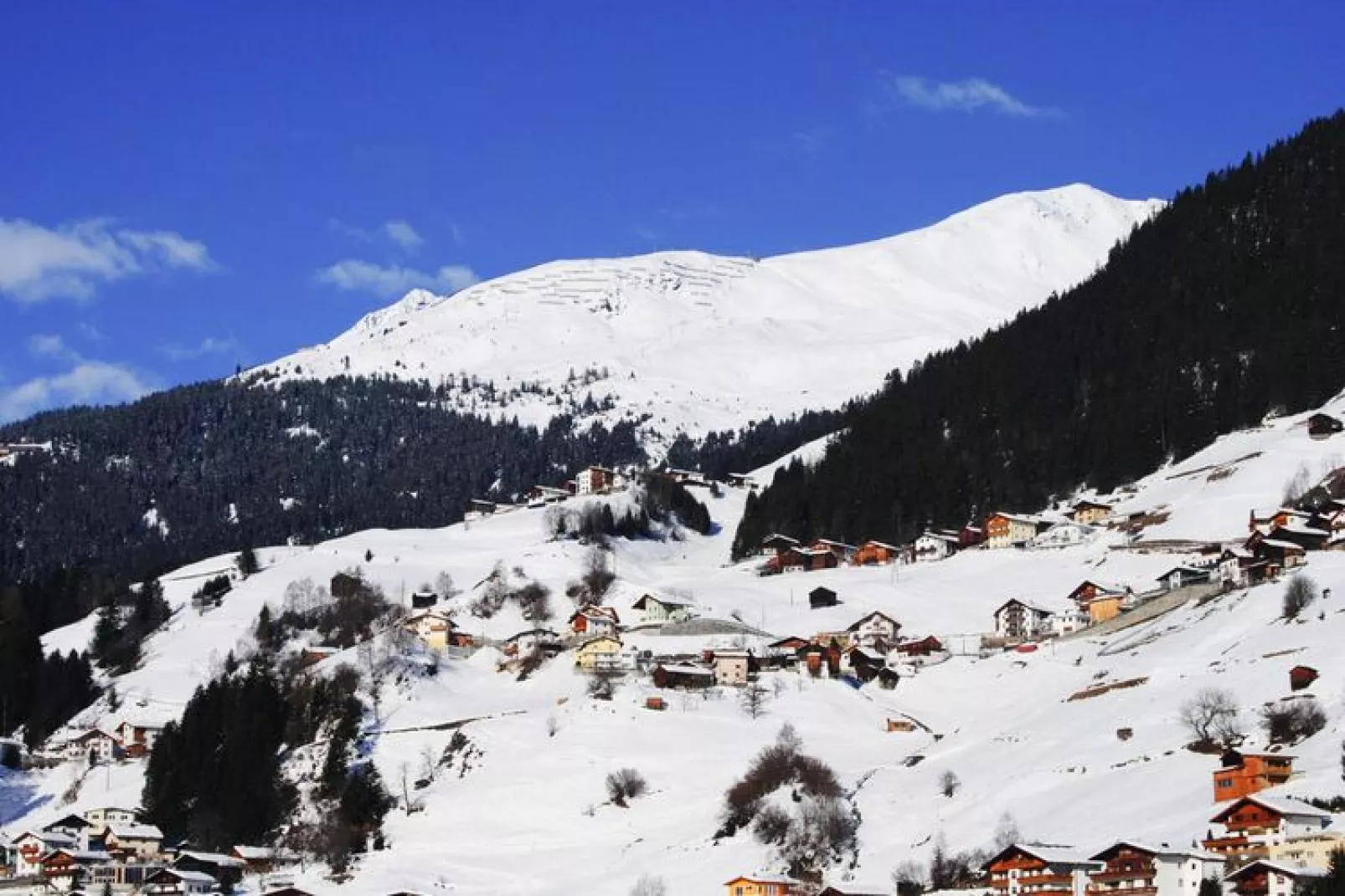 Val Sinestra - Typ B - 6 Personen-View summer