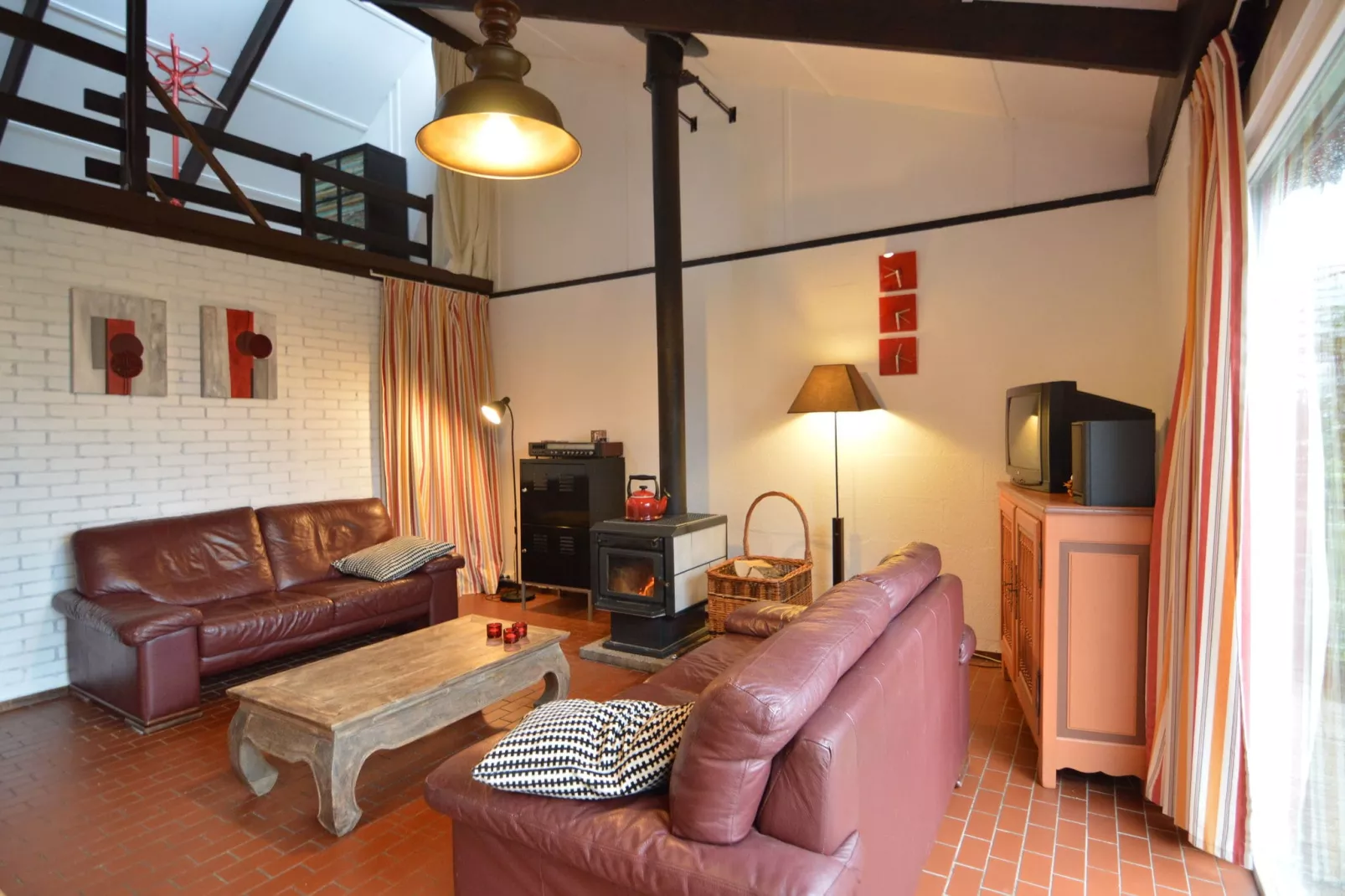 Aux Trois Frontières-Living room