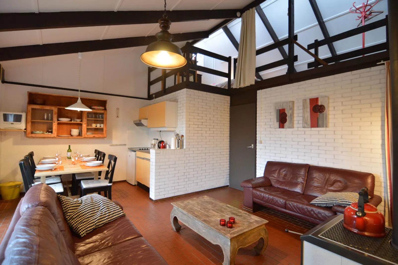 Aux Trois Frontières-Living room