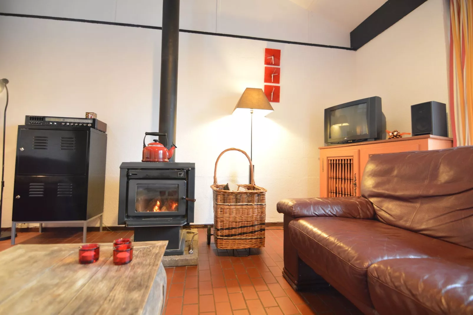 Aux Trois Frontières-Living room