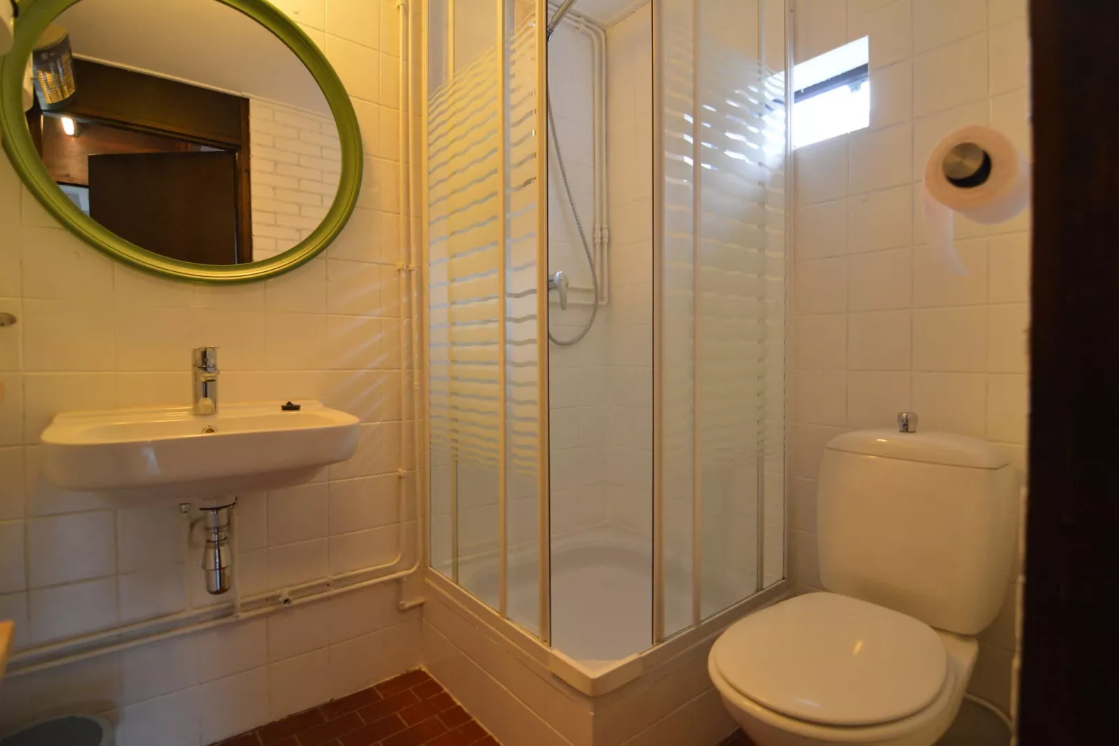Aux Trois Frontières-Bathroom