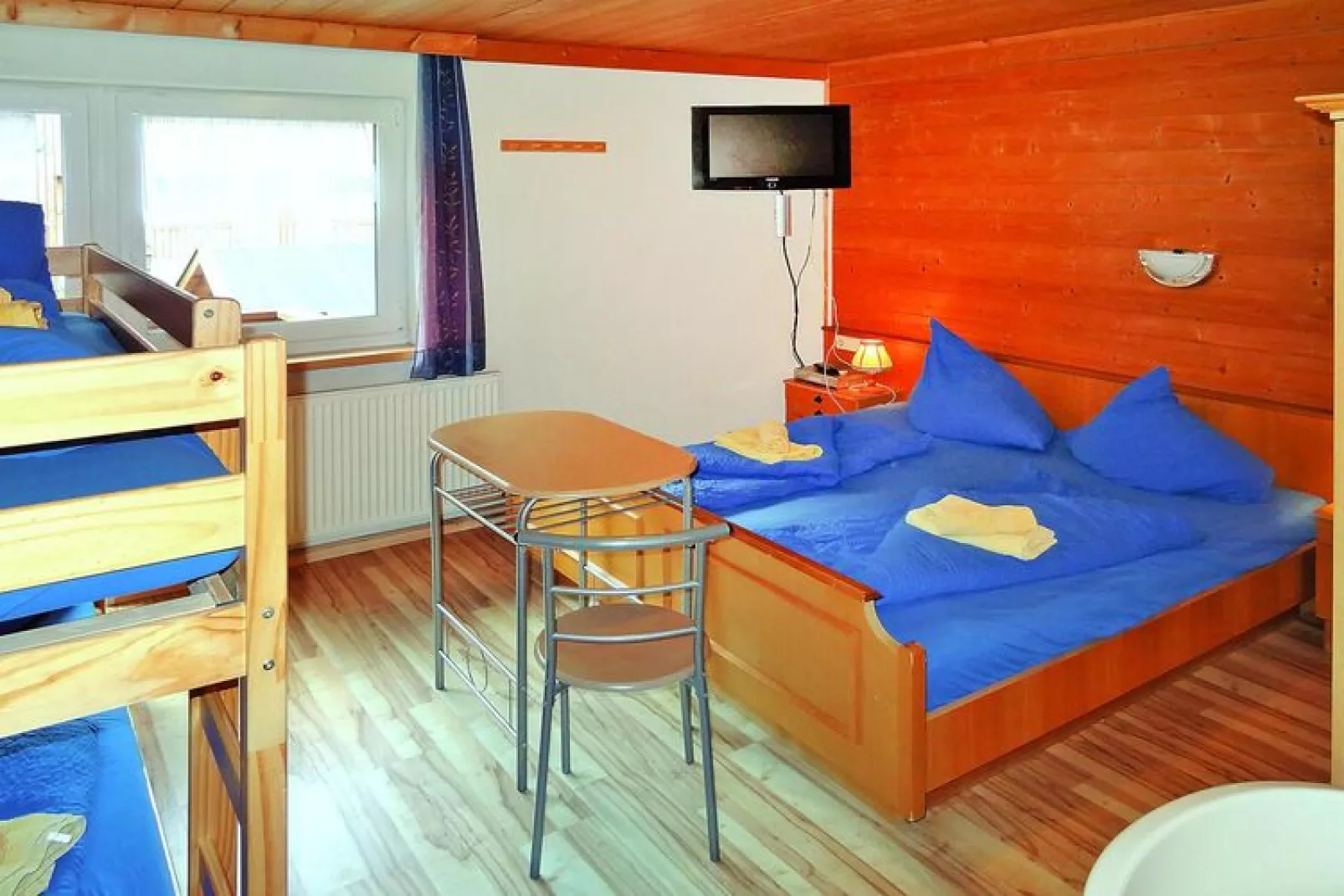 Ferienhaus Joachim - 20 Personen-Bedroom