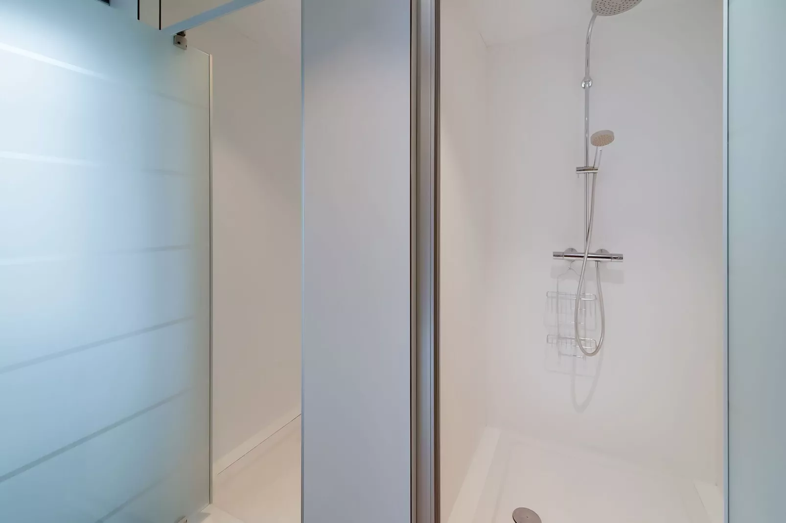 Entre amis-Bathroom