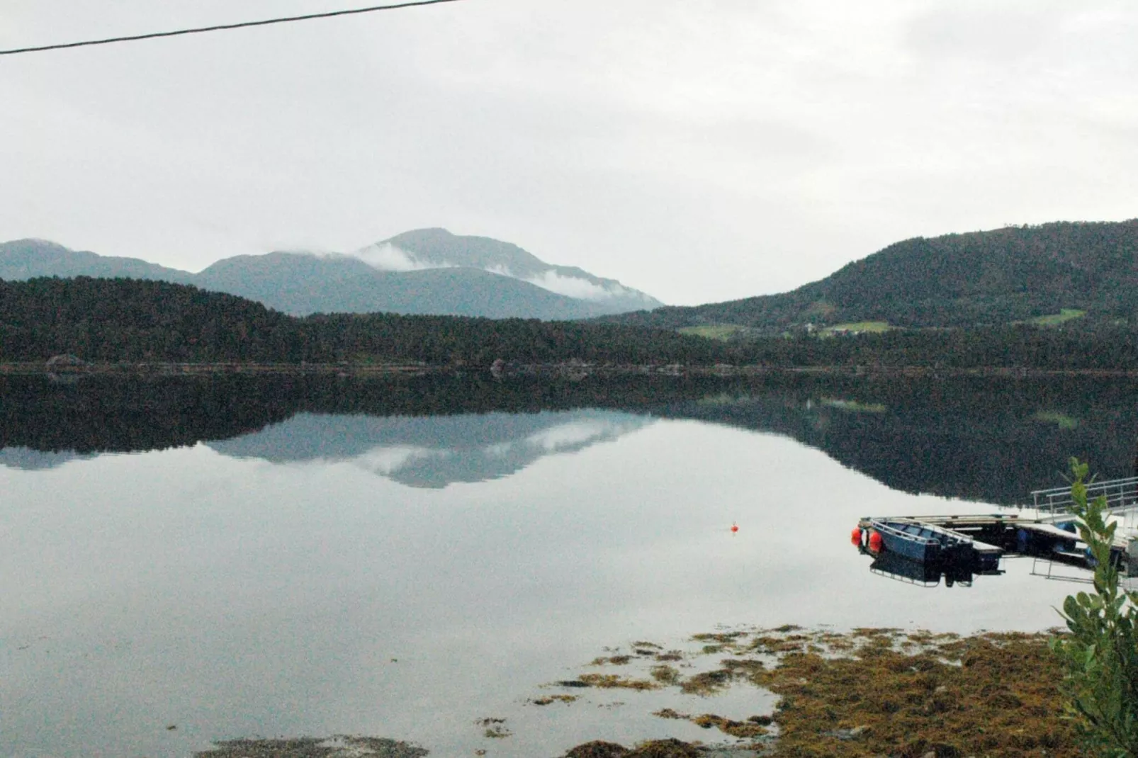 33287-TROLLHAUGEN-Water view