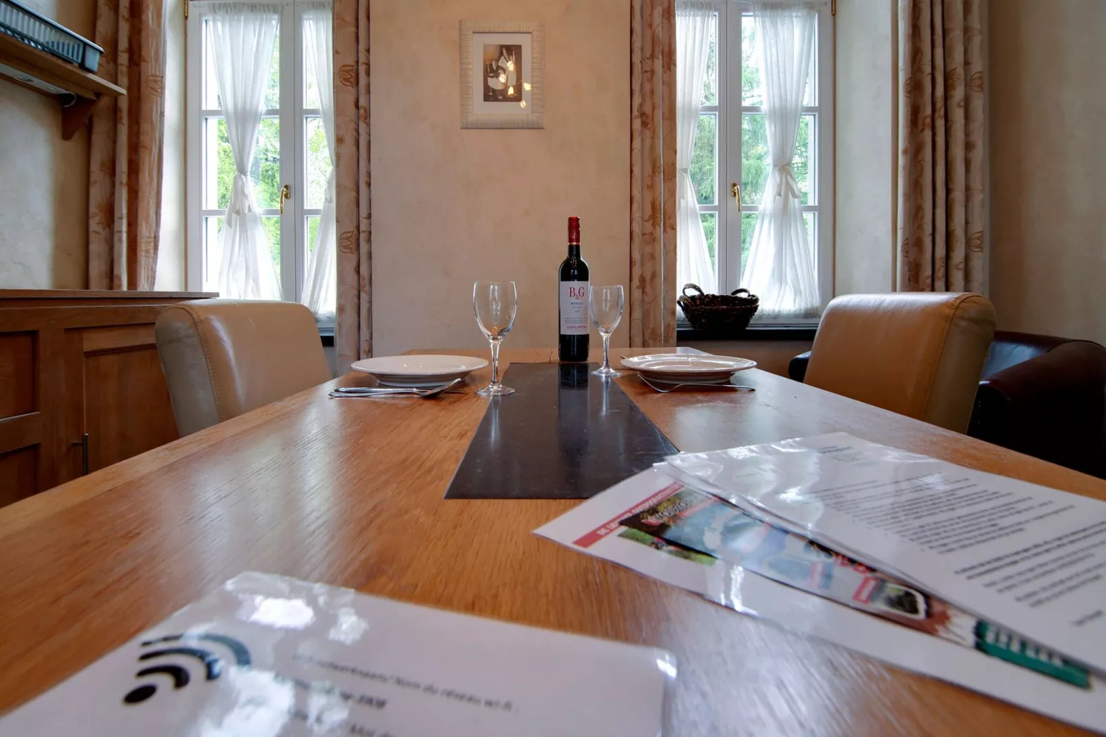 Studio voor twee Domaine Château Dieupart-Dining room