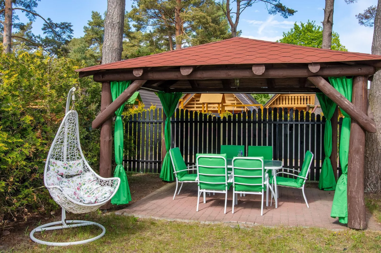 Apartament Nr 2 Jarosławiec-Gardens summer
