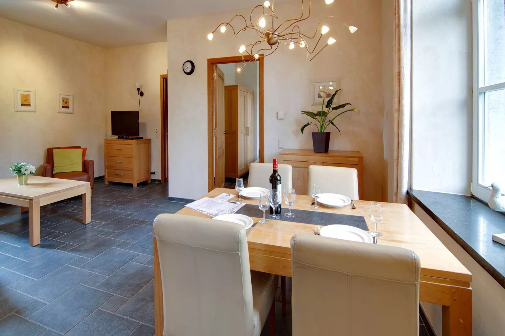 Appartement voor vier Domain Château Dieupart-Wohnzimmer