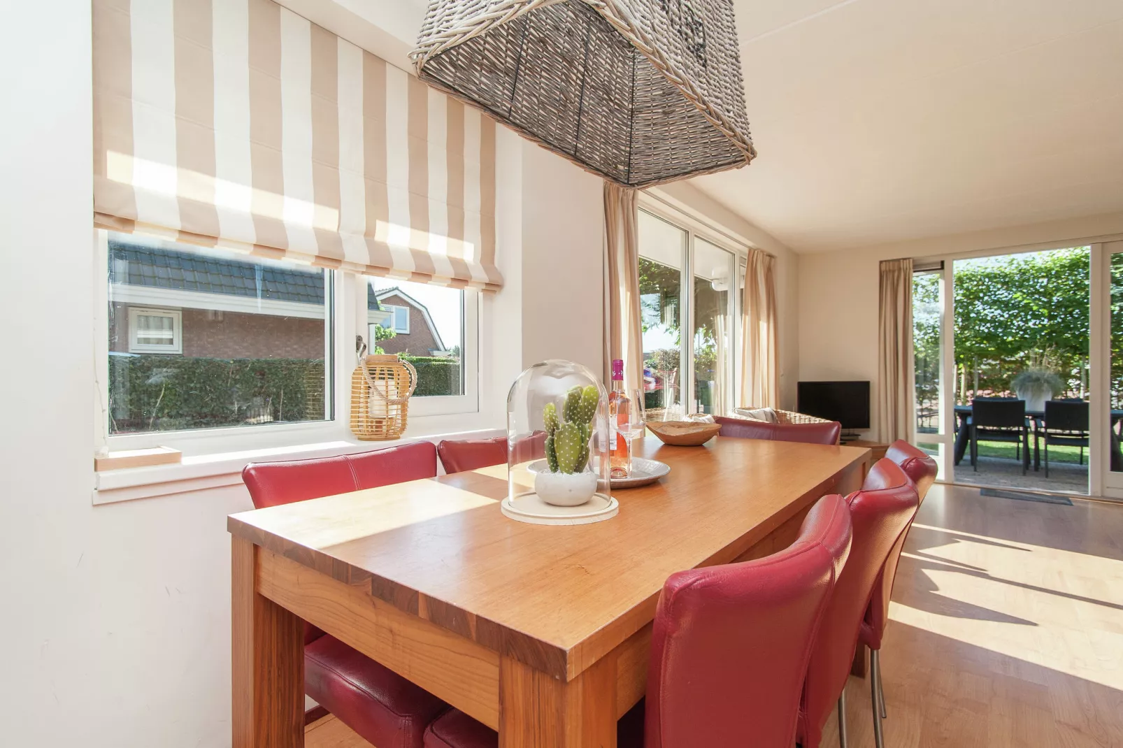 Bungalowpark de Gouden Spar 4-Dining room