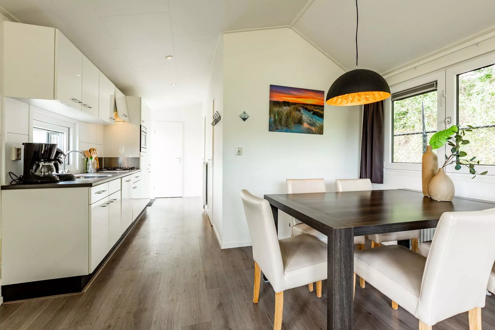 Noordwijkse Duinen 11-Dining room
