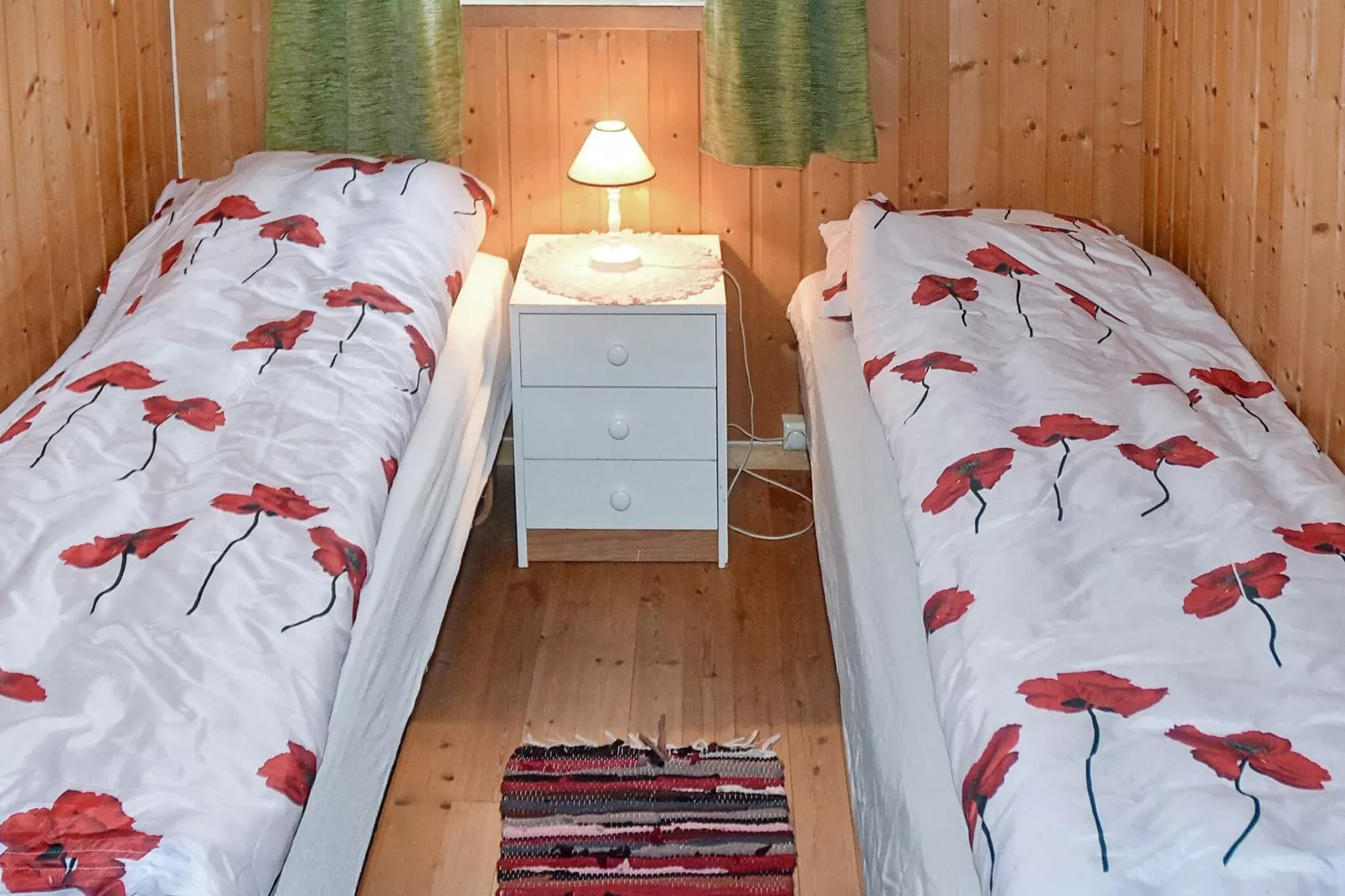 99206 RØSSLYNGTUA-Indoor