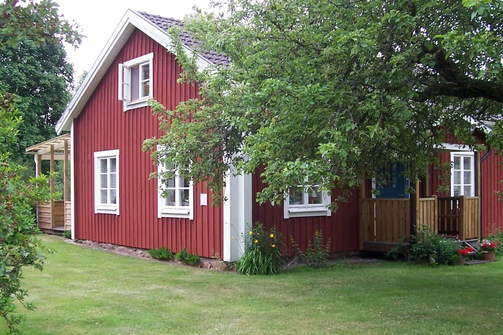 6 person holiday home in ALSTERBRO-By Traum