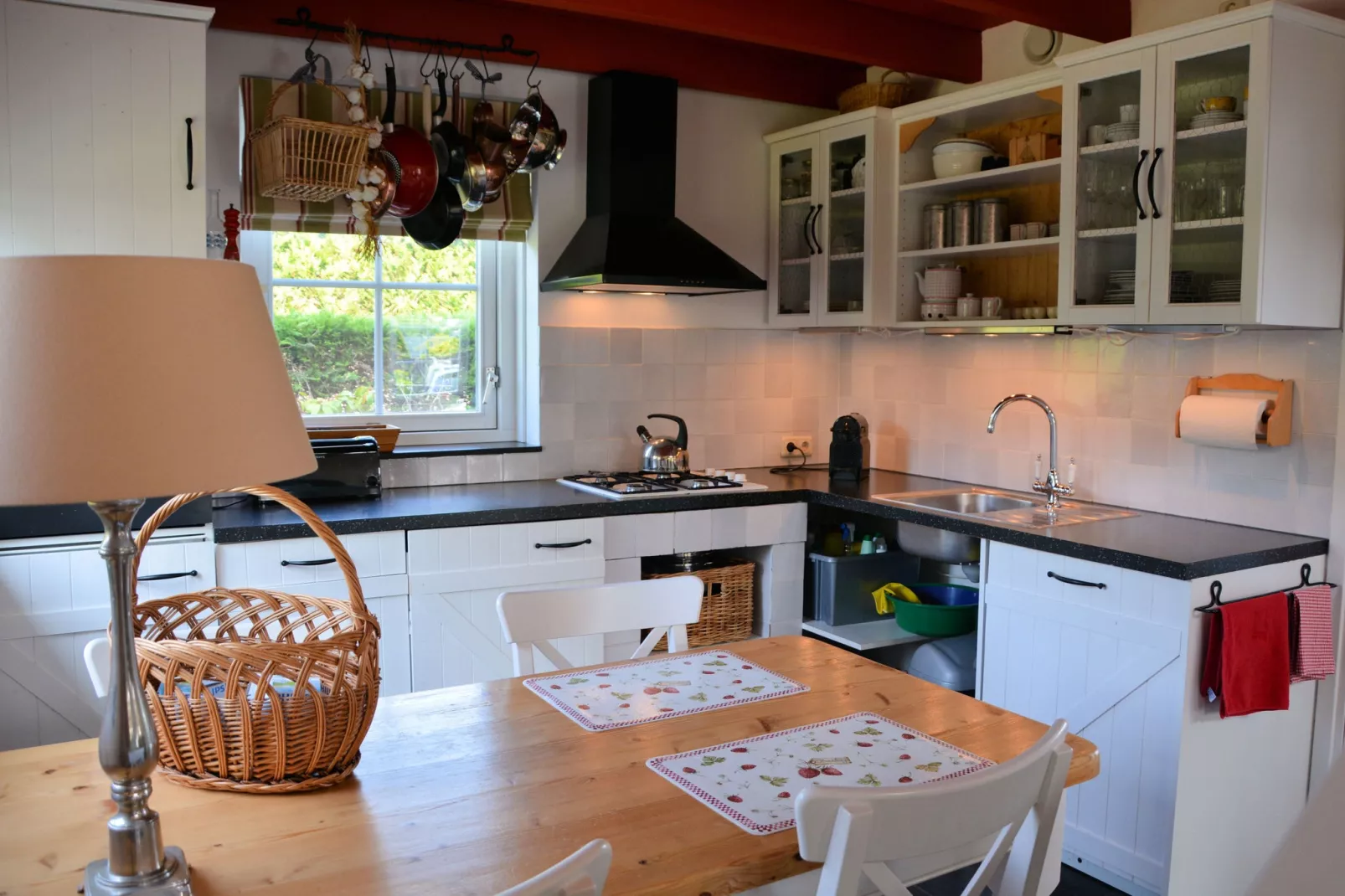 Searose-Kitchen