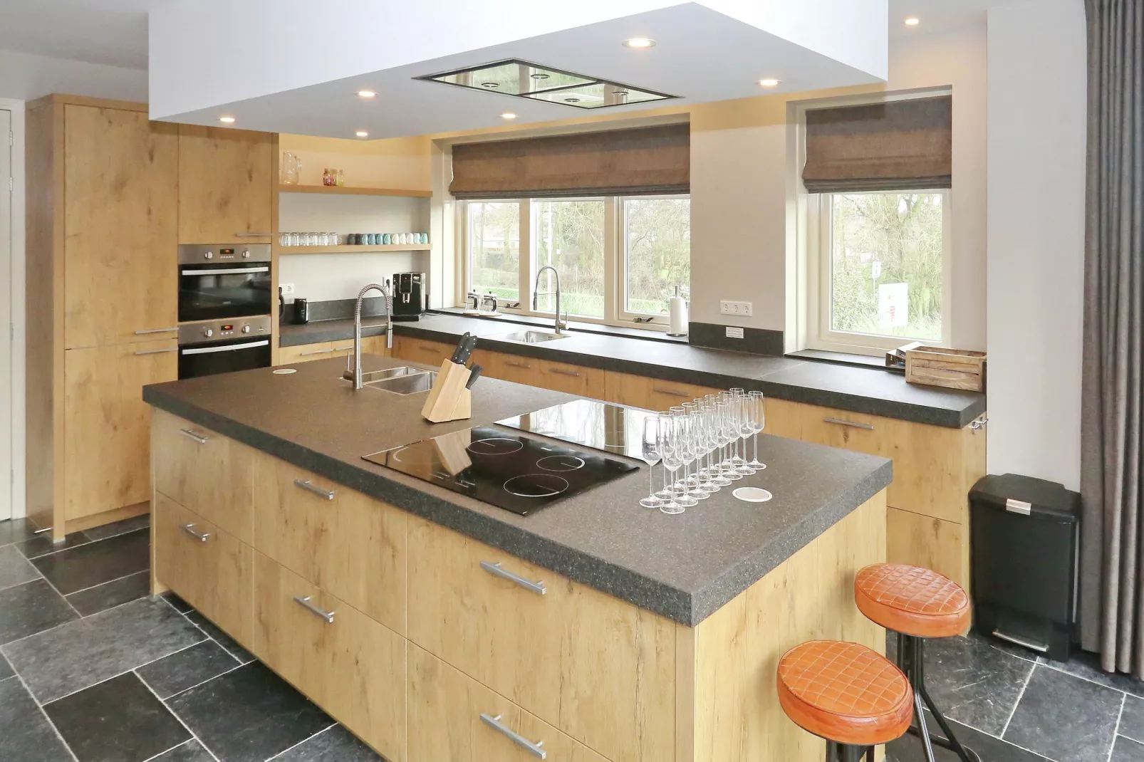 Duinvilla Noordwijk-Kitchen