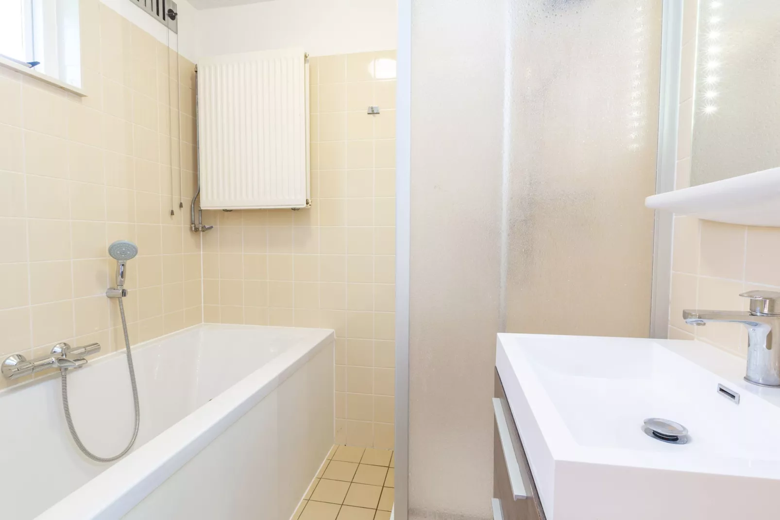 Vakantiepark Kijkduin 7-Bathroom