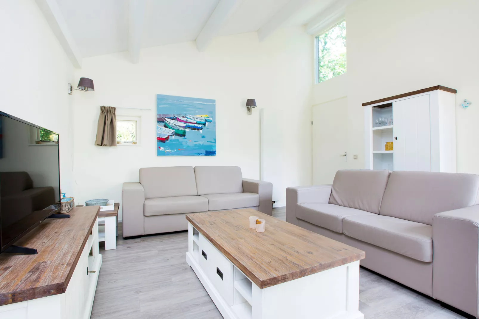 Vakantiepark Kijkduin 8-Living room