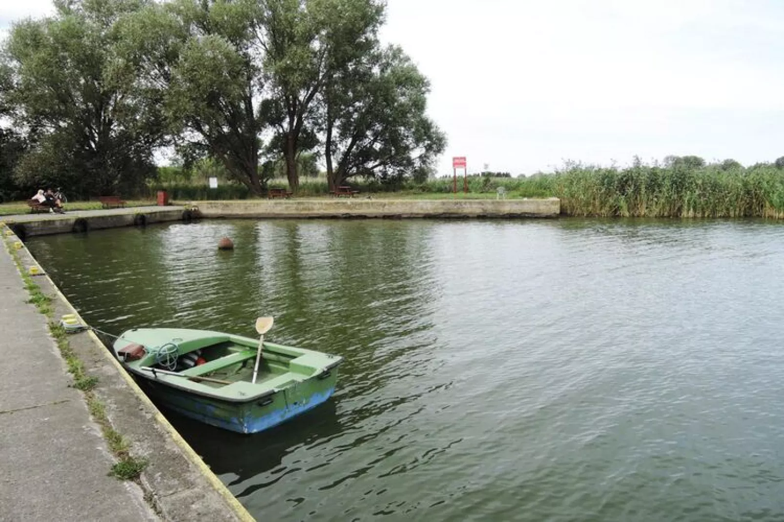 Spacious holiday home in Sieroslaw-Water view