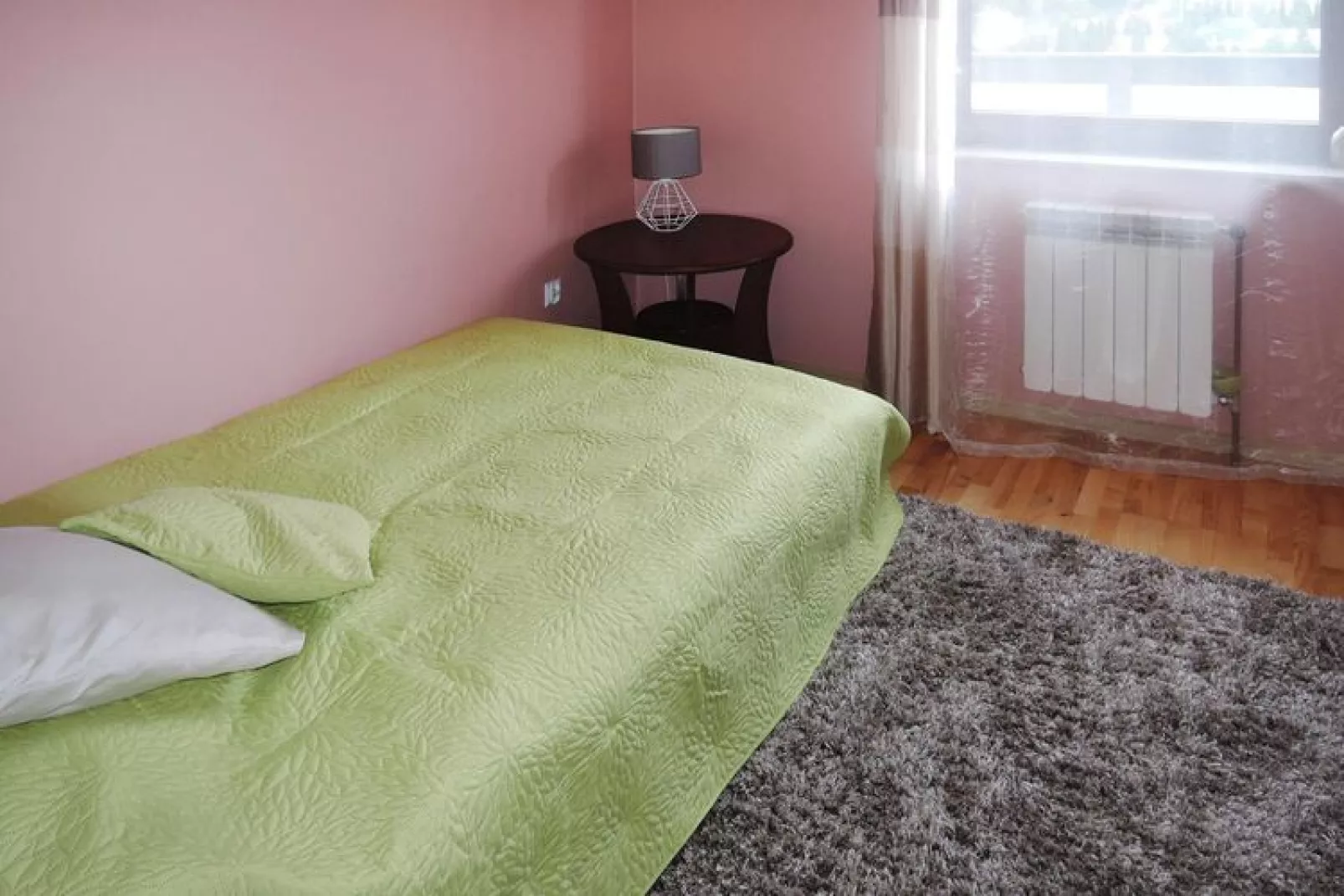 Holiday spacious modern flat in Dabrowa-Chambre