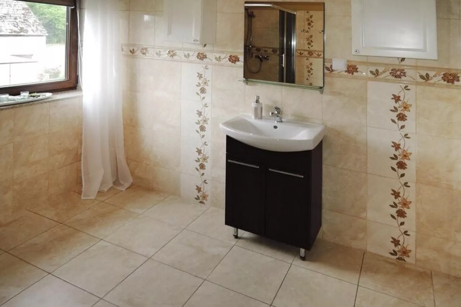 Holiday spacious modern flat in Dabrowa-Salle de bain