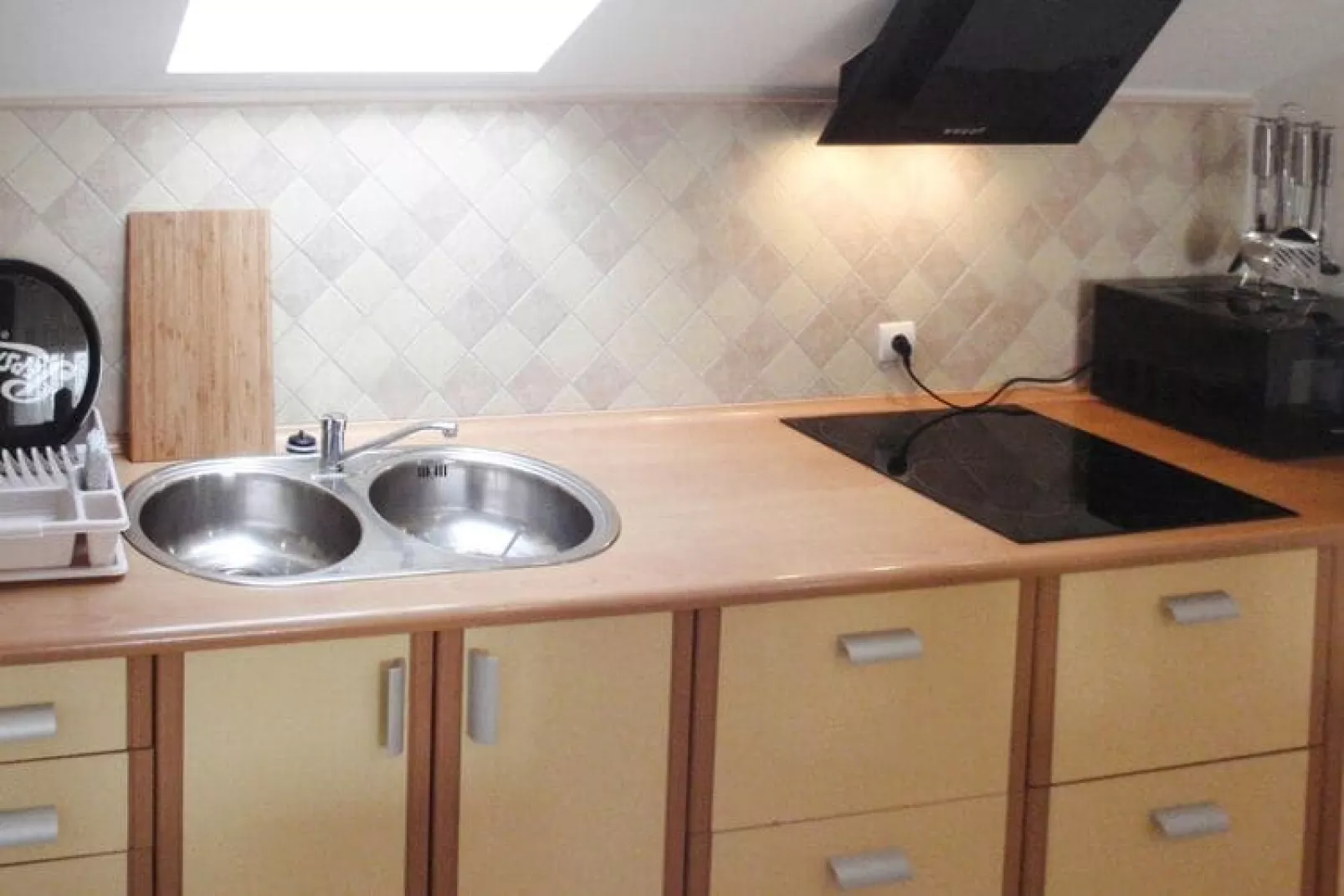 Dom z basenem dla 14 osób Kołczewo-Kitchen