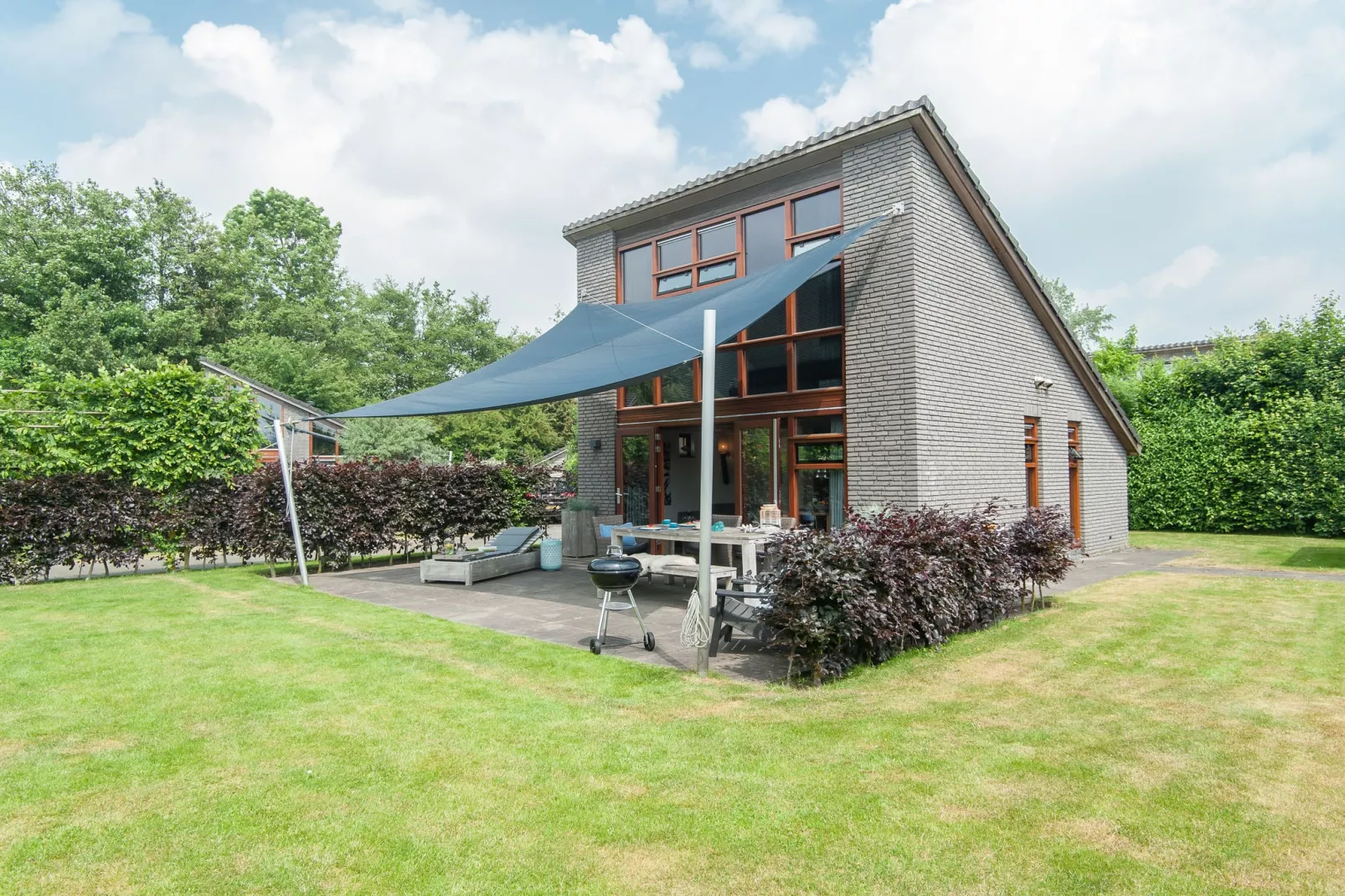 Bergens Buitenleven-Exterior summer