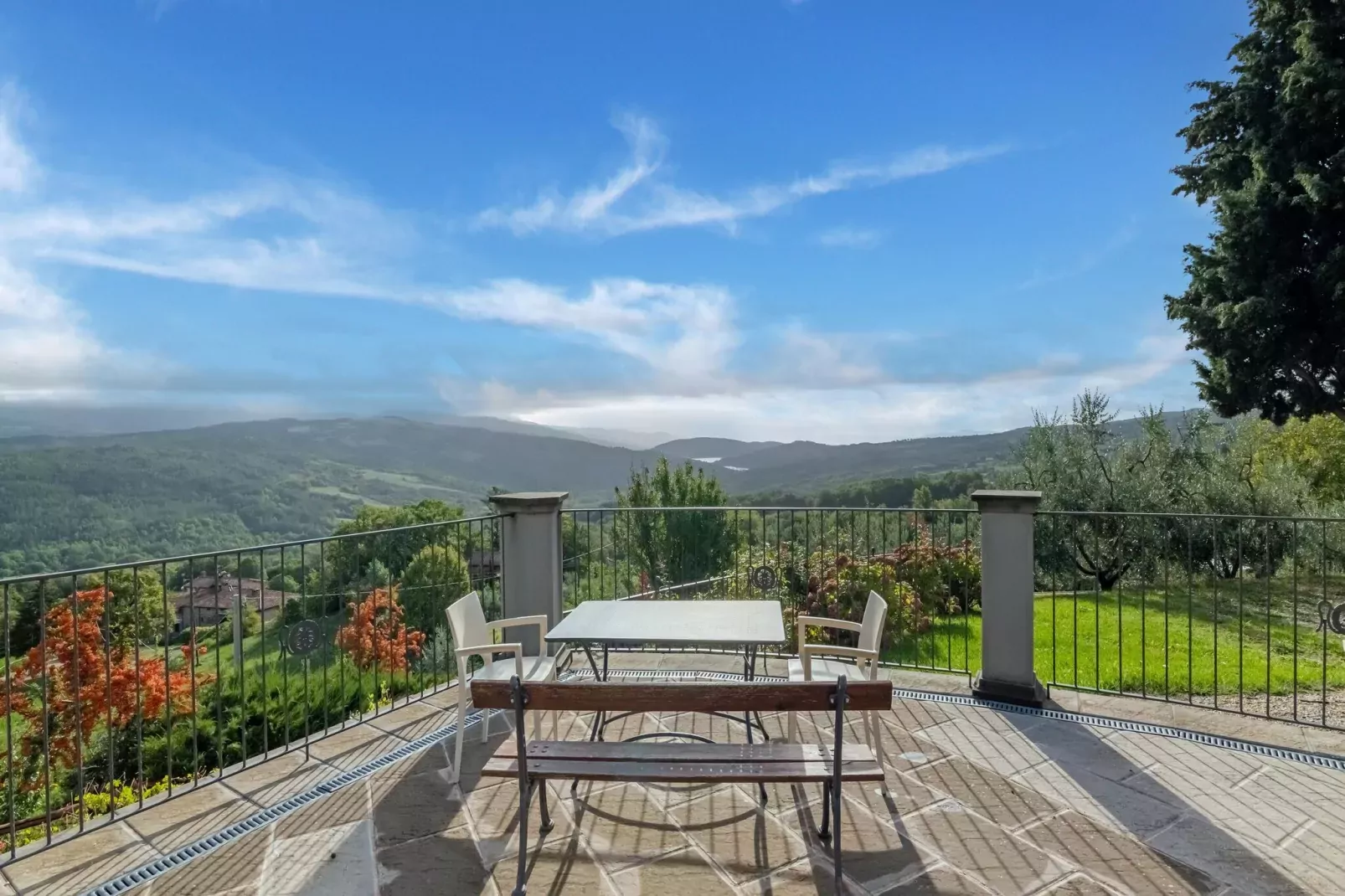 Casa Olivo-Terrace balcony