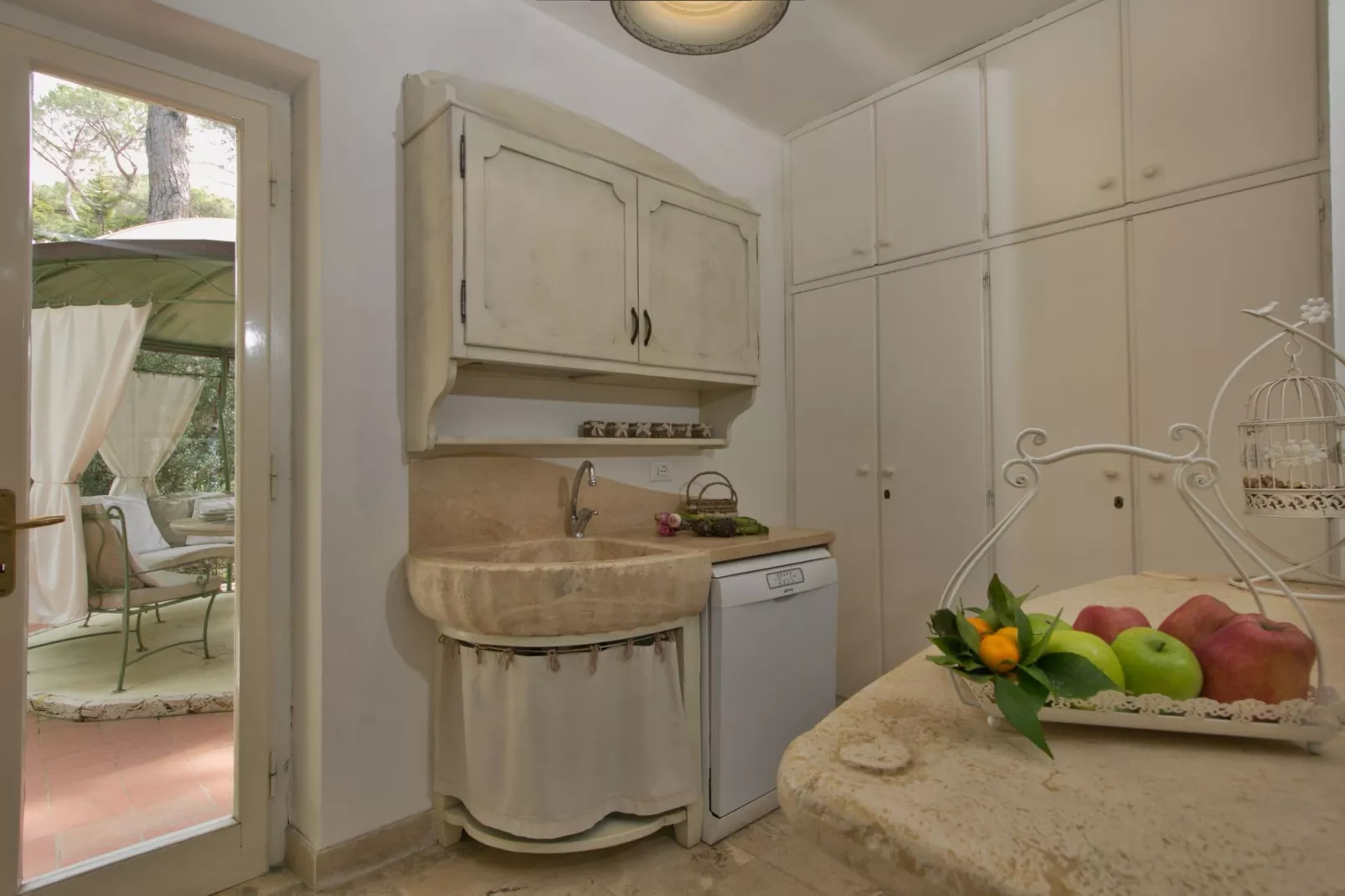 Pineta Azalea-Kitchen