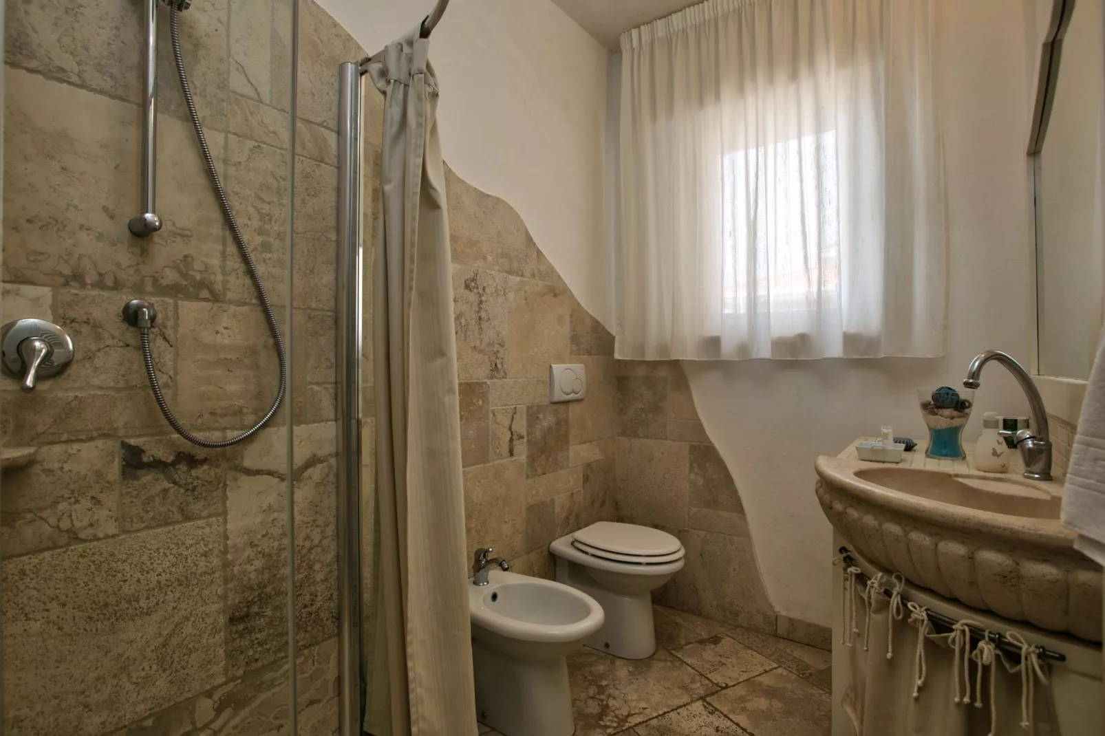 Vistamare Murex-Bathroom