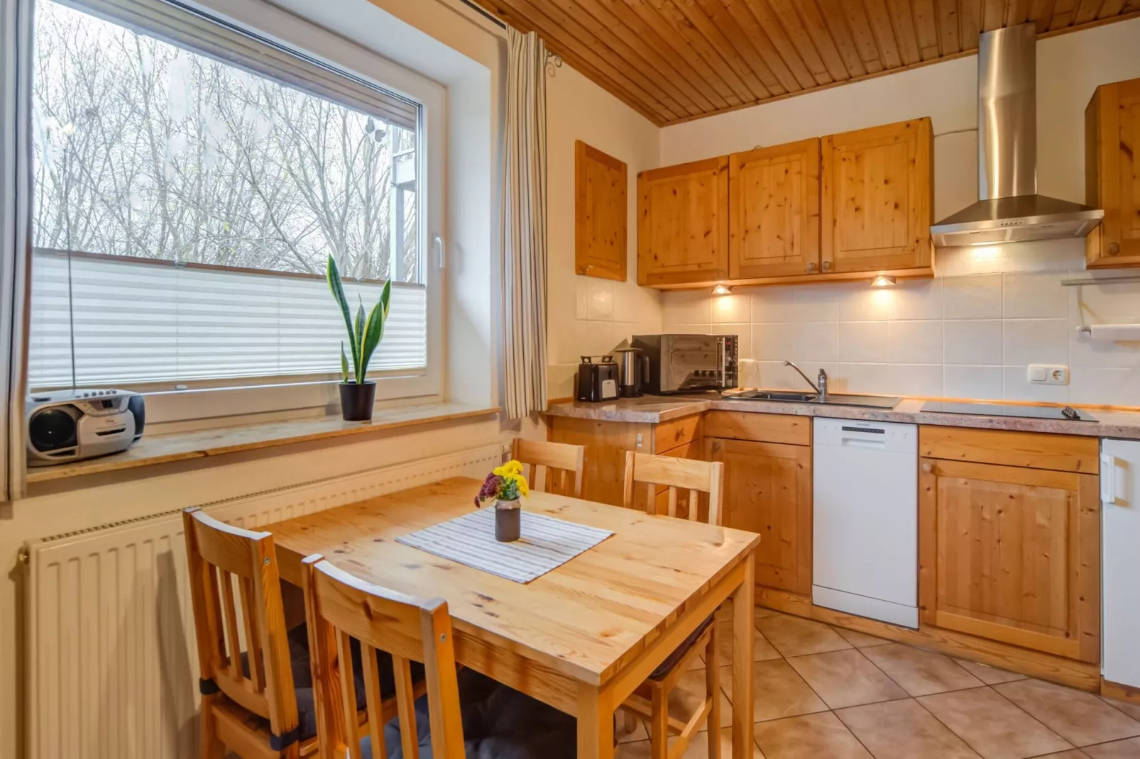 An der Kühlung-Dining room