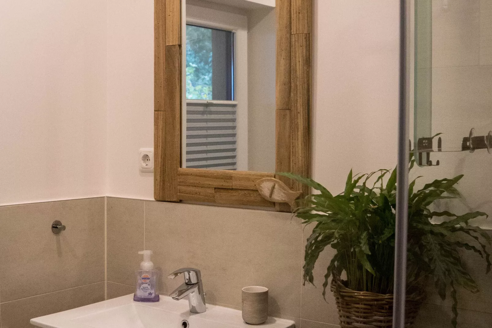 Zum Haff-Bathroom
