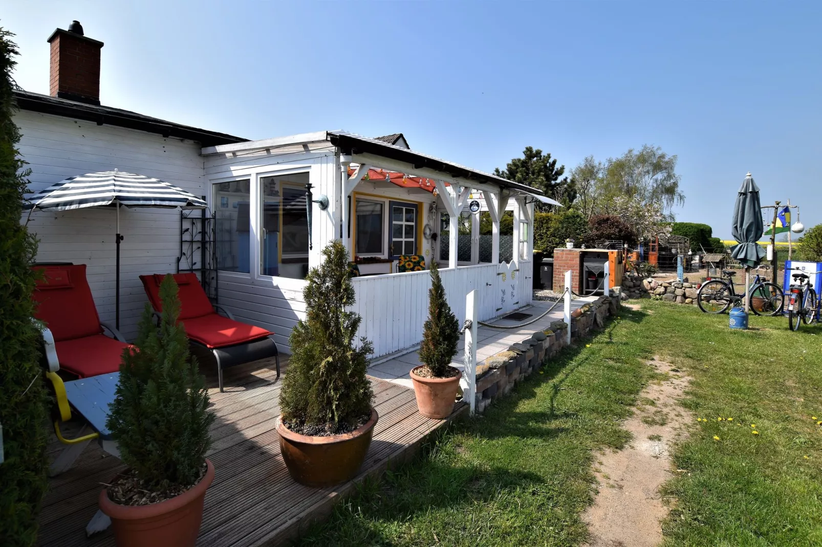 Poeler Damm Blick-Exterior summer