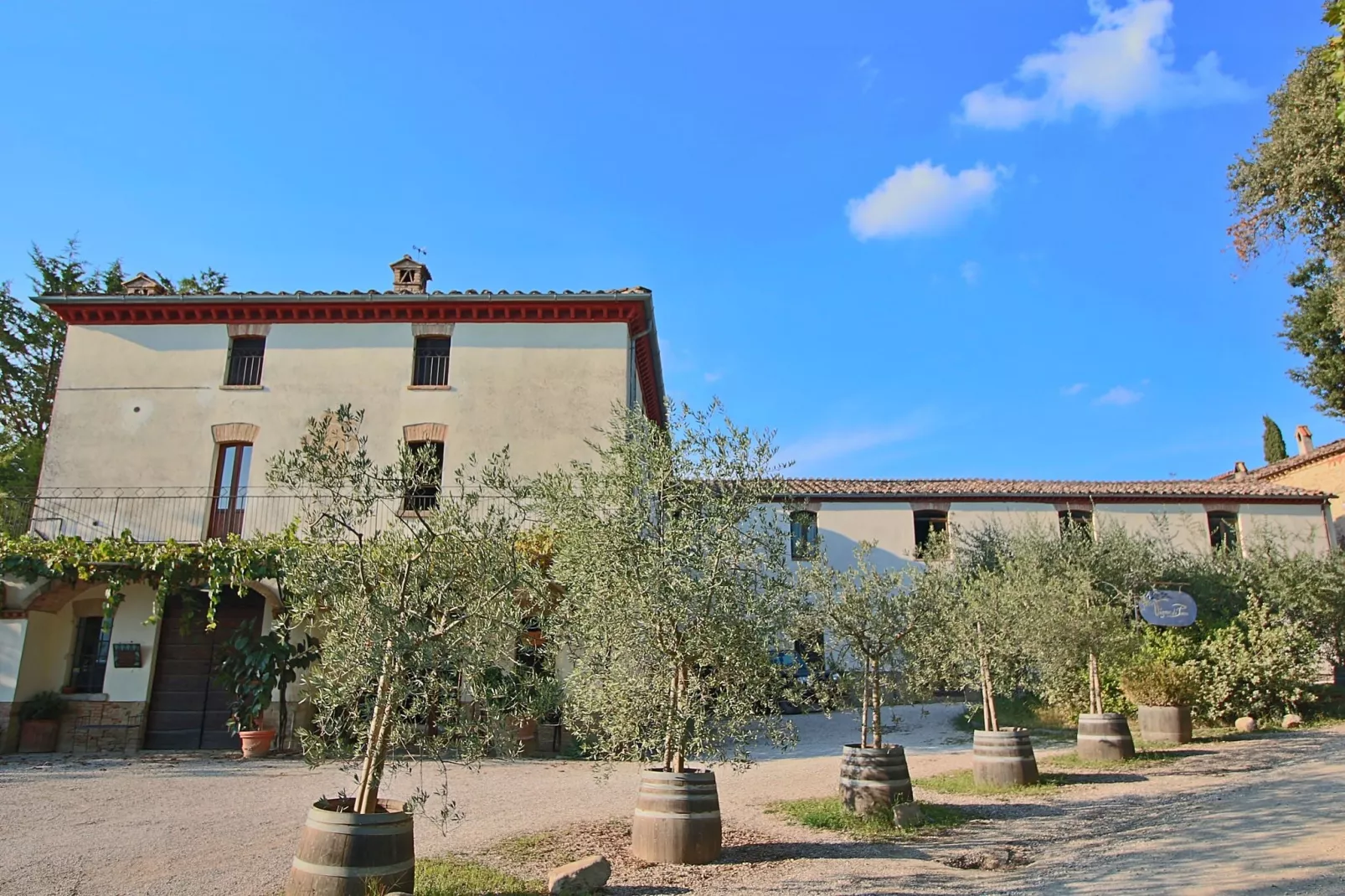 La Salata-Exterior summer