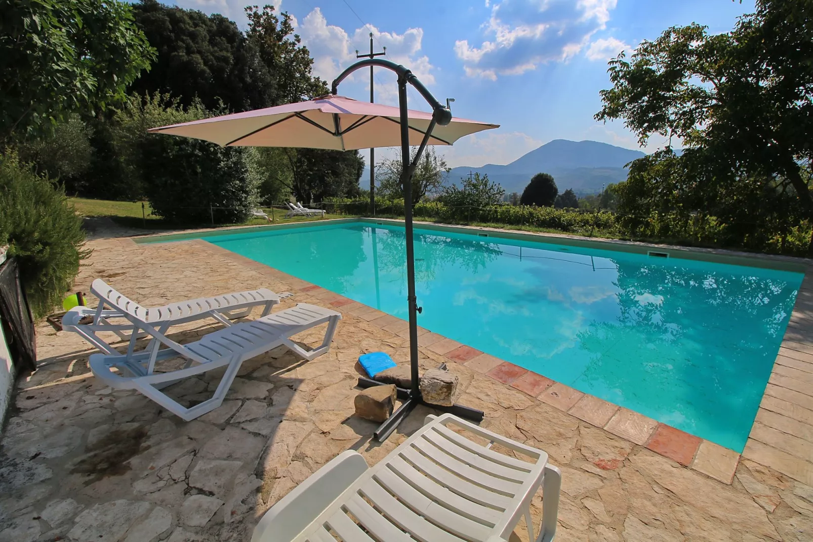 La Salata-View summer
