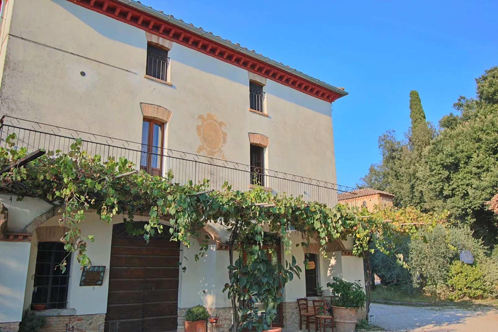 Il Lavello-Exterior summer