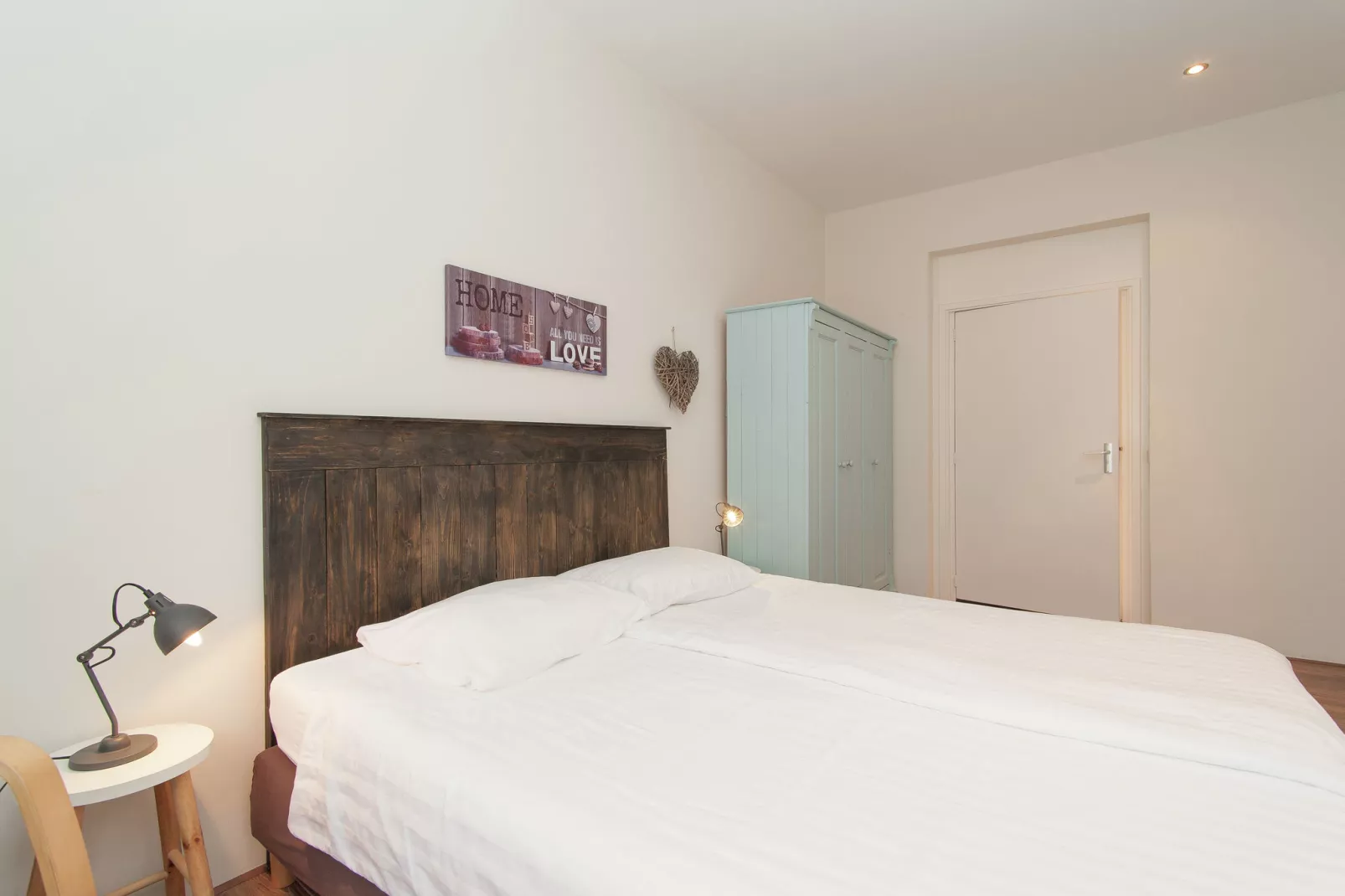 Huize Glory Amethist aan Zee-Bedroom