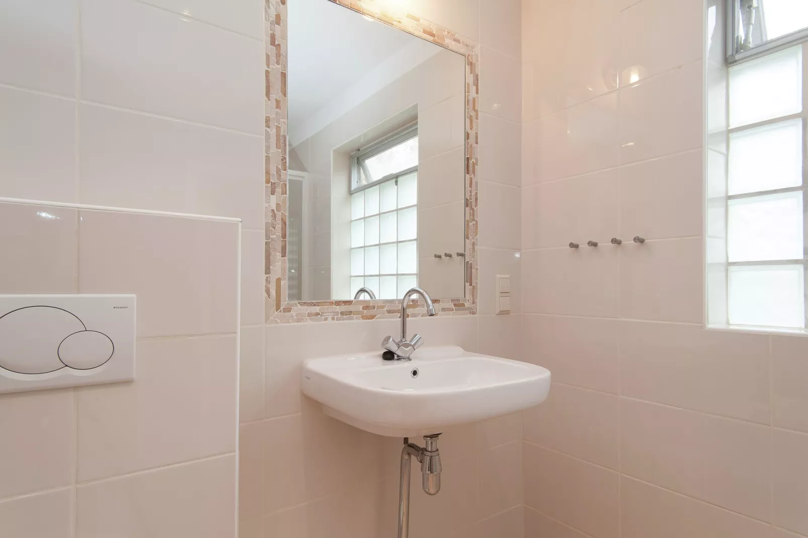 Huize Glory Amethist aan Zee-Bathroom