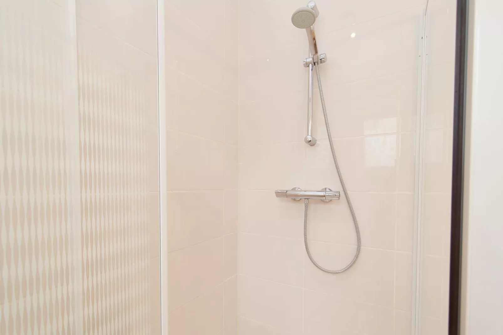 Huize Glory Amethist aan Zee-Bathroom