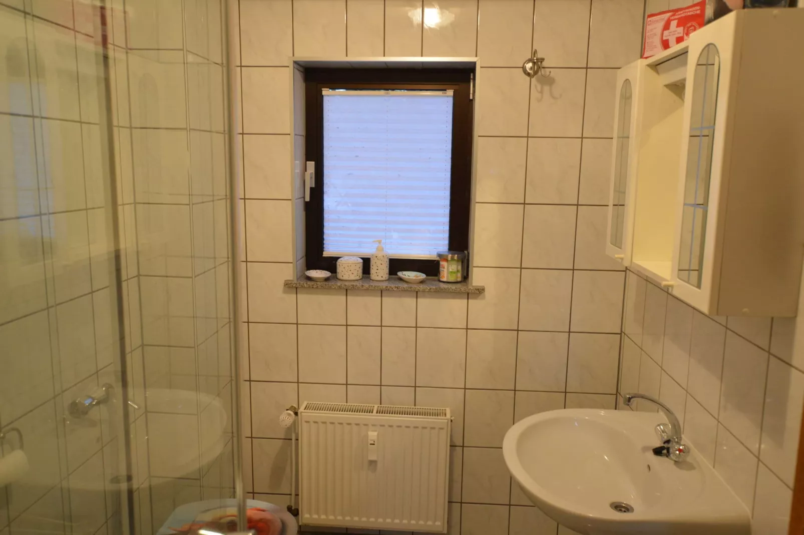 Ferienwohnung Erdgeschoss Weitblick I-Bathroom