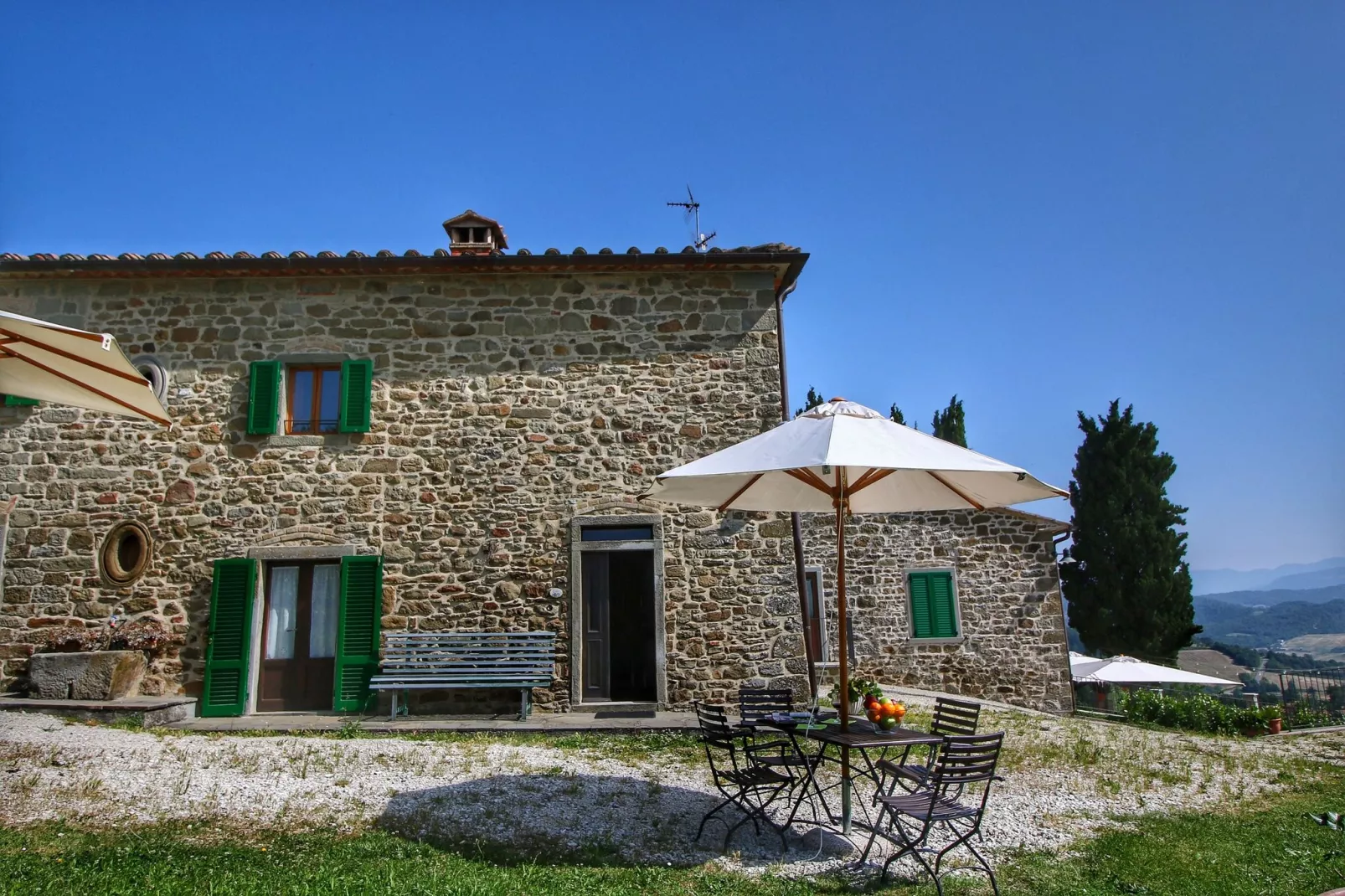La Torre-Exterior summer
